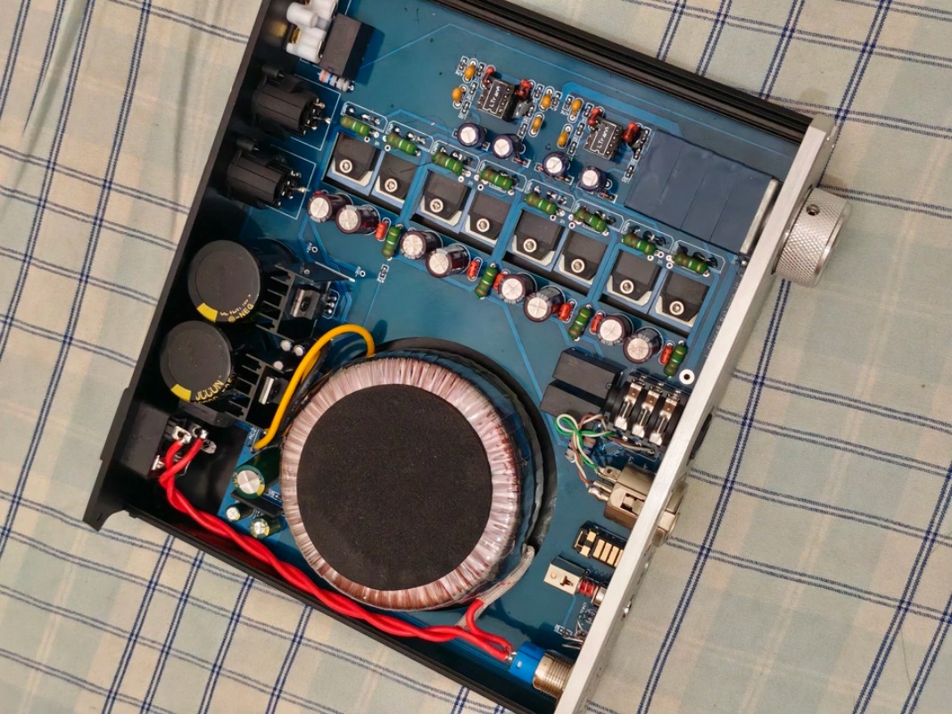 For Pure DC Fully Balanced Cla - Headphone Amplifier recension och pris